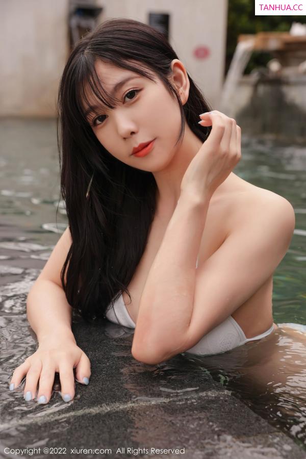 李雅柔  [XiuRen]高清写真图 2022.01.10 No.4442 李雅柔182CM第27张图片
